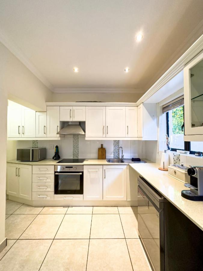 De Wet 5 Franschhoek Bagian luar foto